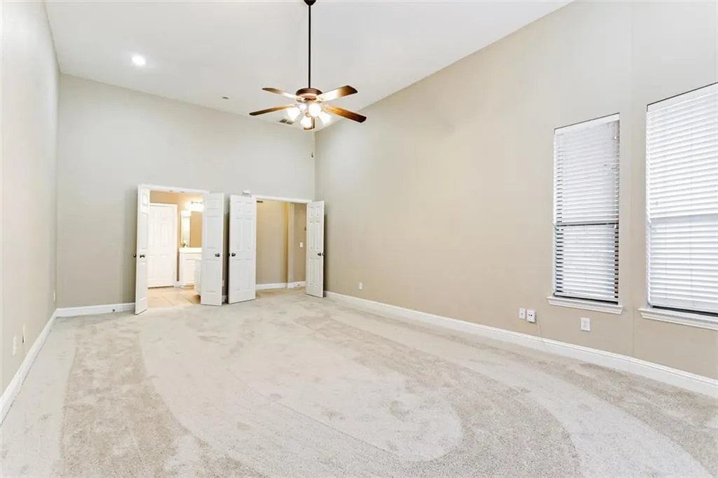 9686 Avalon Drive