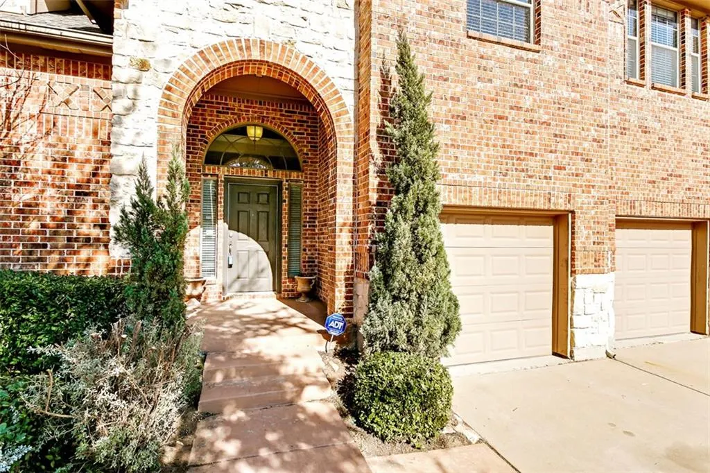 9686 Avalon Drive