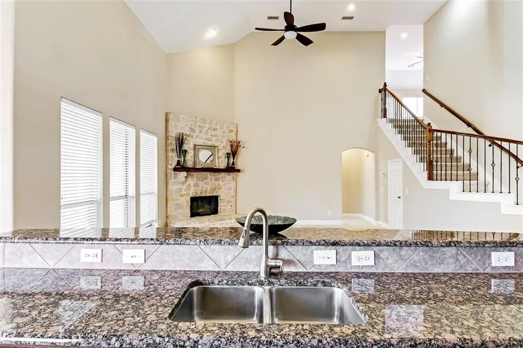 9686 Avalon Drive