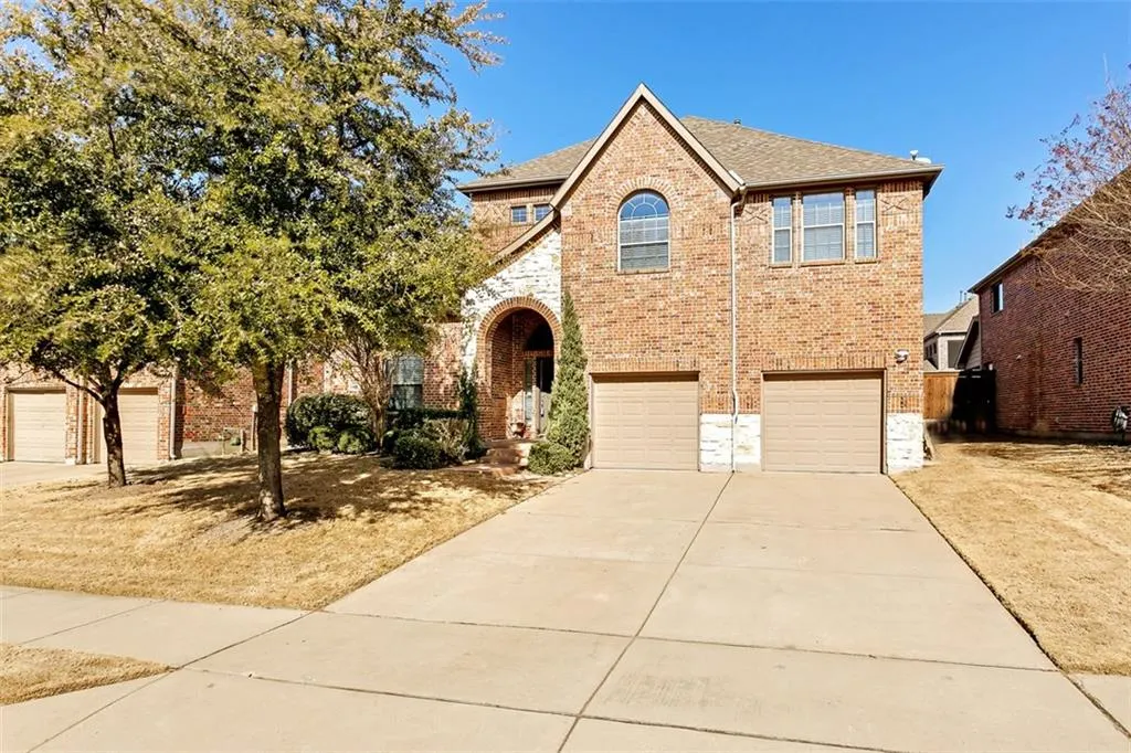9686 Avalon Drive