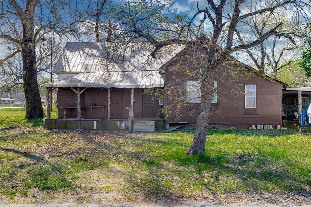 48 County Road 2360