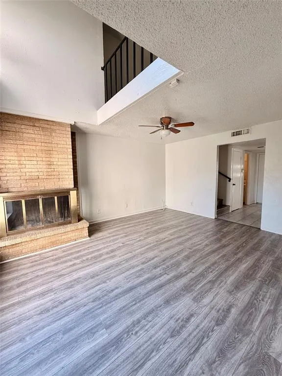 4146 Towngate Boulevard