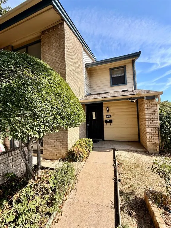 4146 Towngate Boulevard