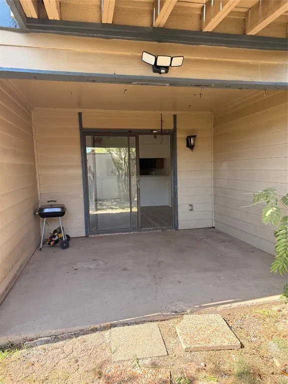 4146 Towngate Boulevard