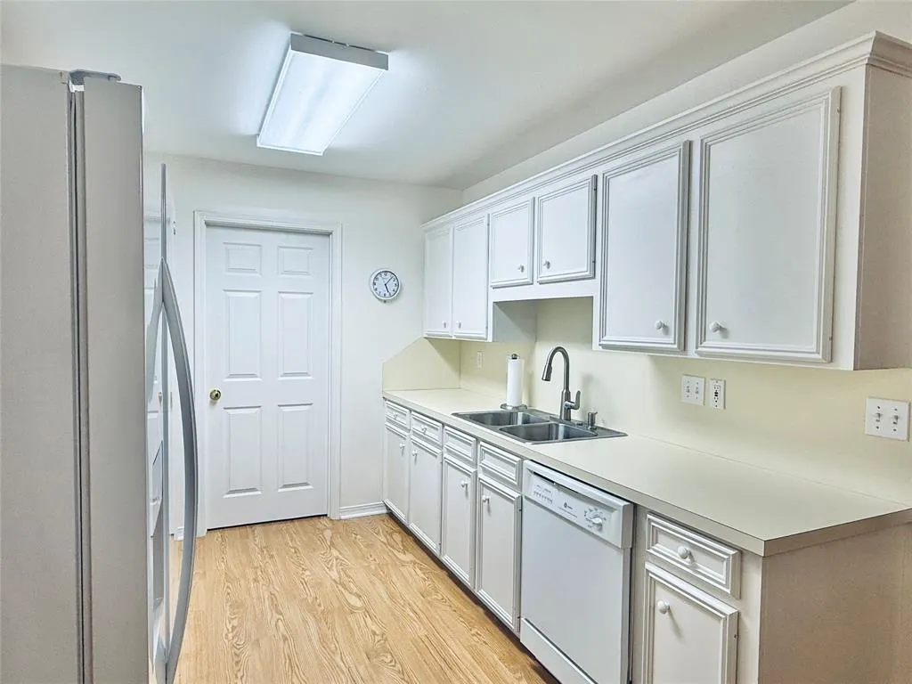 131 Fountain View