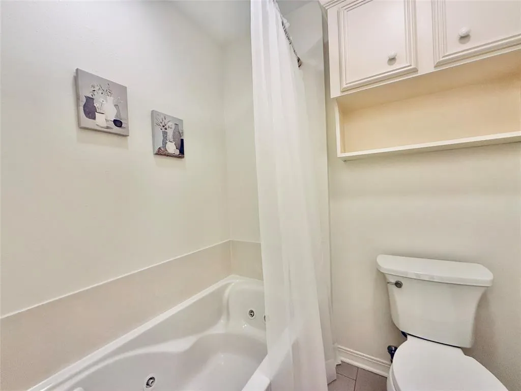 131 Fountain View