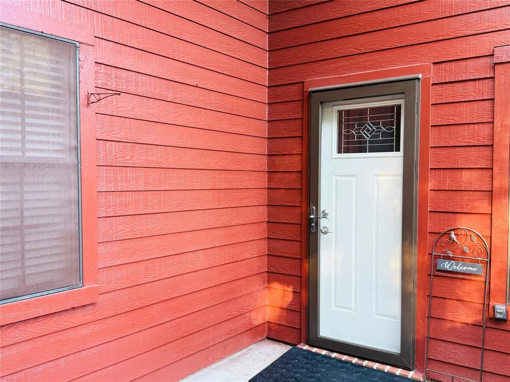 131 Fountain View