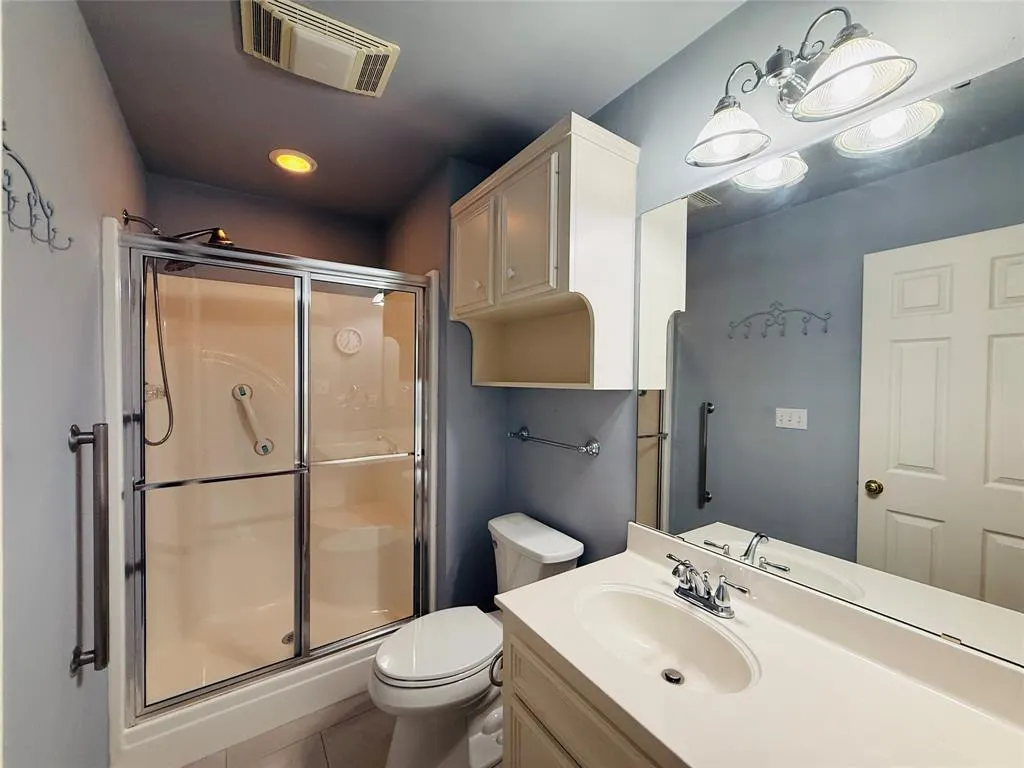 131 Fountain View