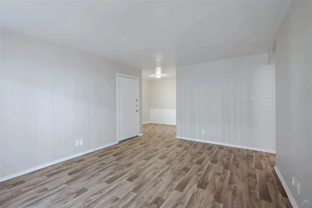 4302 Woodhollow Drive #336
