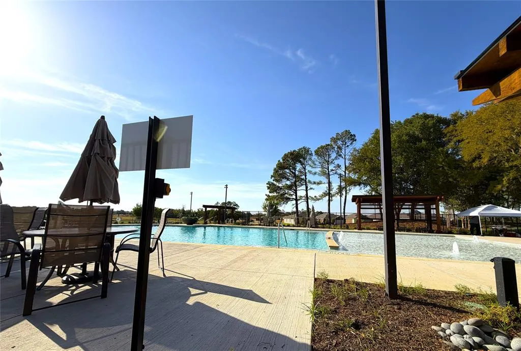 2557 Guineas Lane