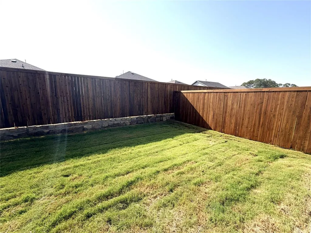 2557 Guineas Lane