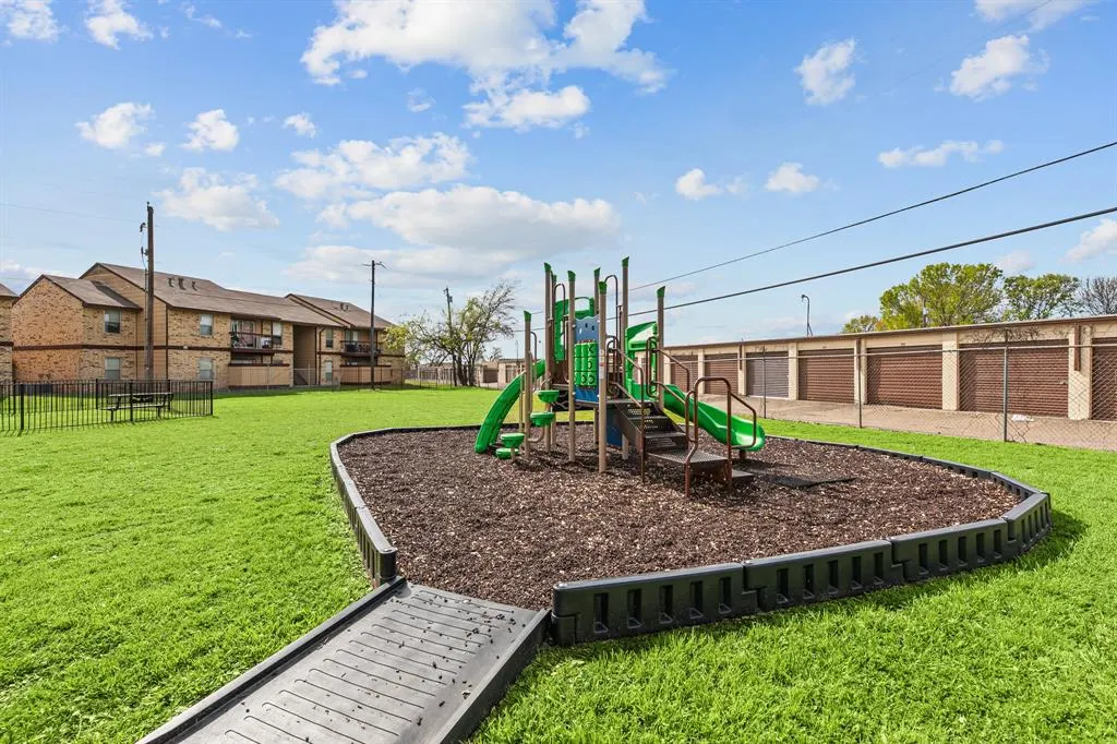 1301 W Hwy 287 ByPass #108
