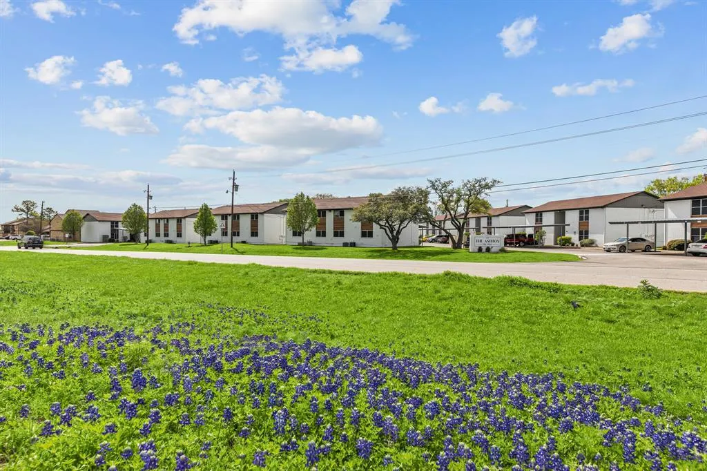 1301 W Hwy 287 ByPass #117