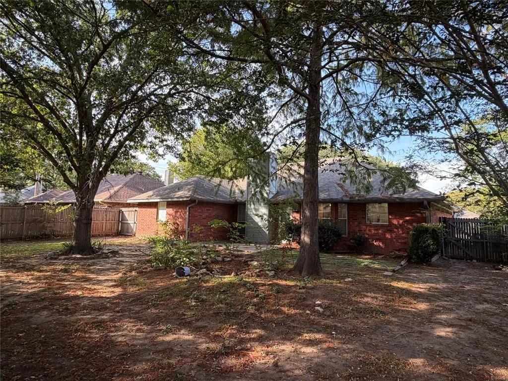 2604 Oak Park Drive