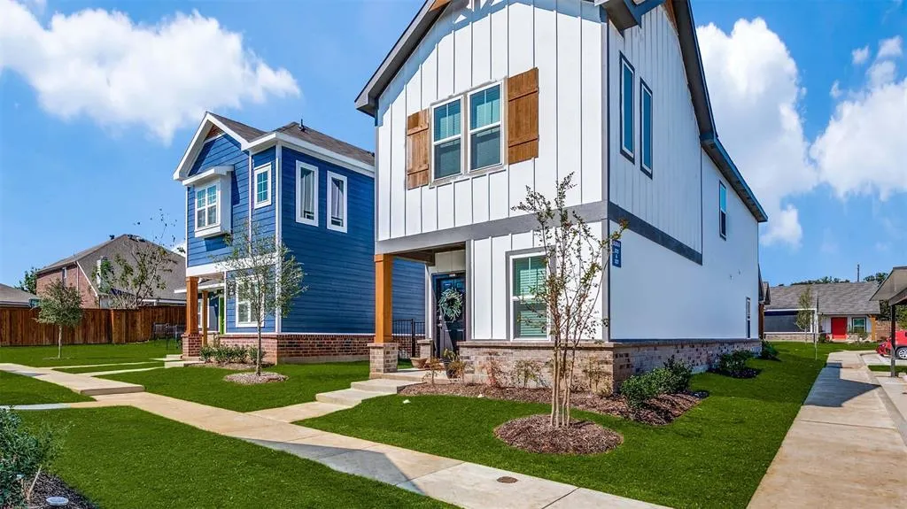 3227 Teller Trail