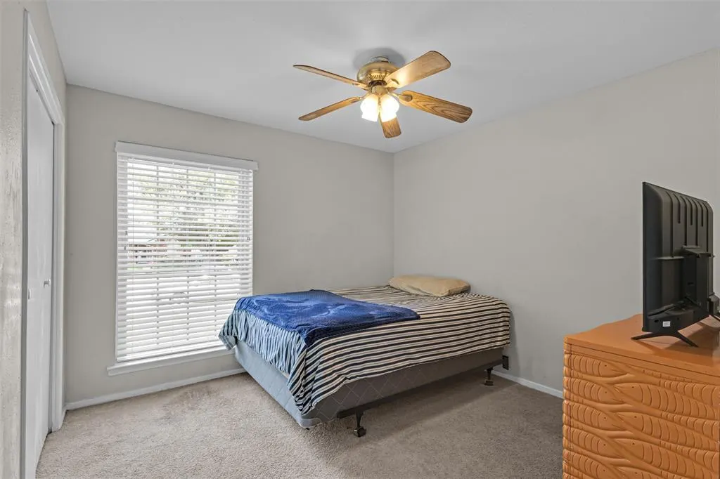 1644 Glenhill Lane