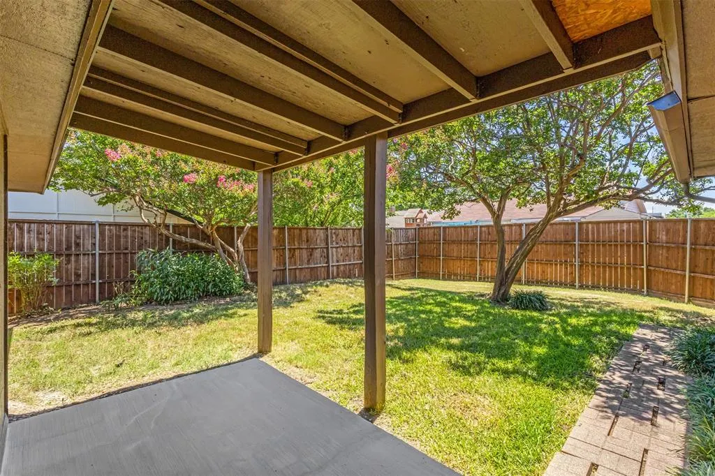 1644 Glenhill Lane