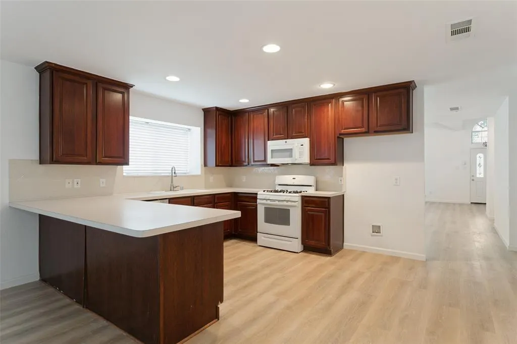 534 Briaroaks Drive