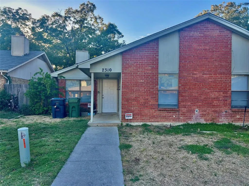 2310 Miguel Lane