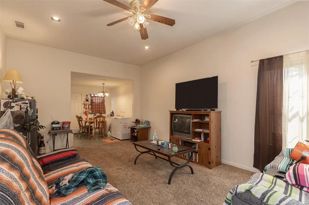 2601 W County Road 3306