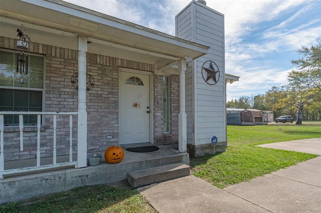 2601 W County Road 3306