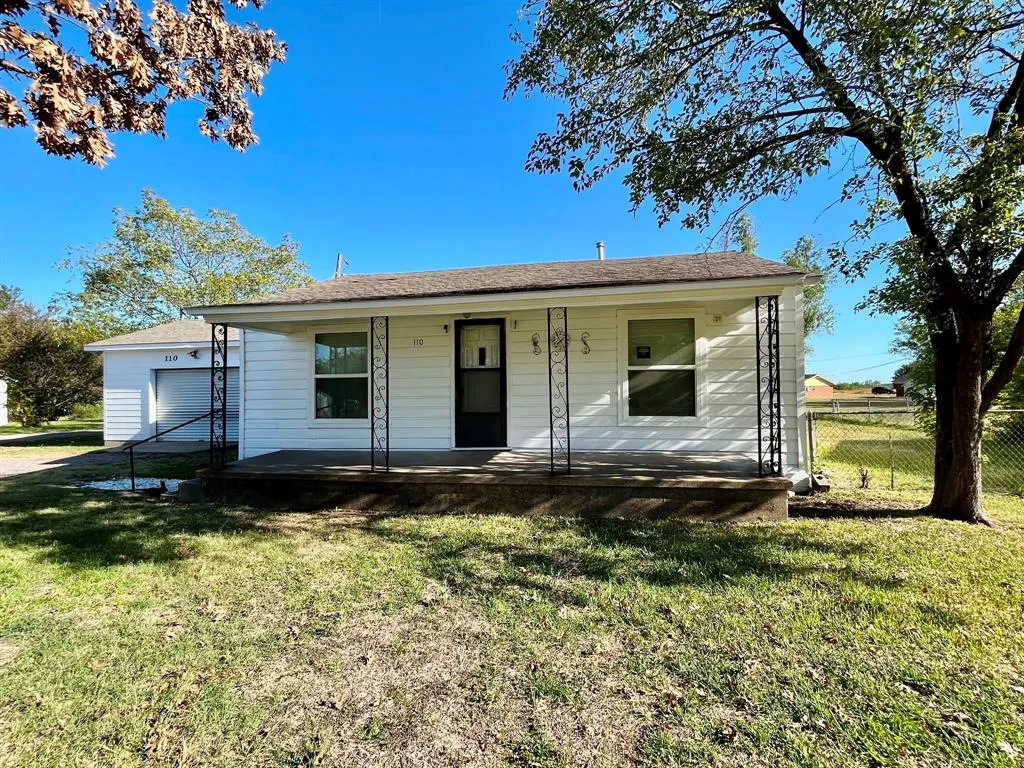 110 N Hwy 34 Street