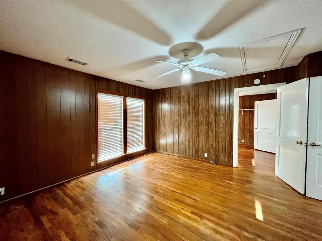 110 N Hwy 34 Street