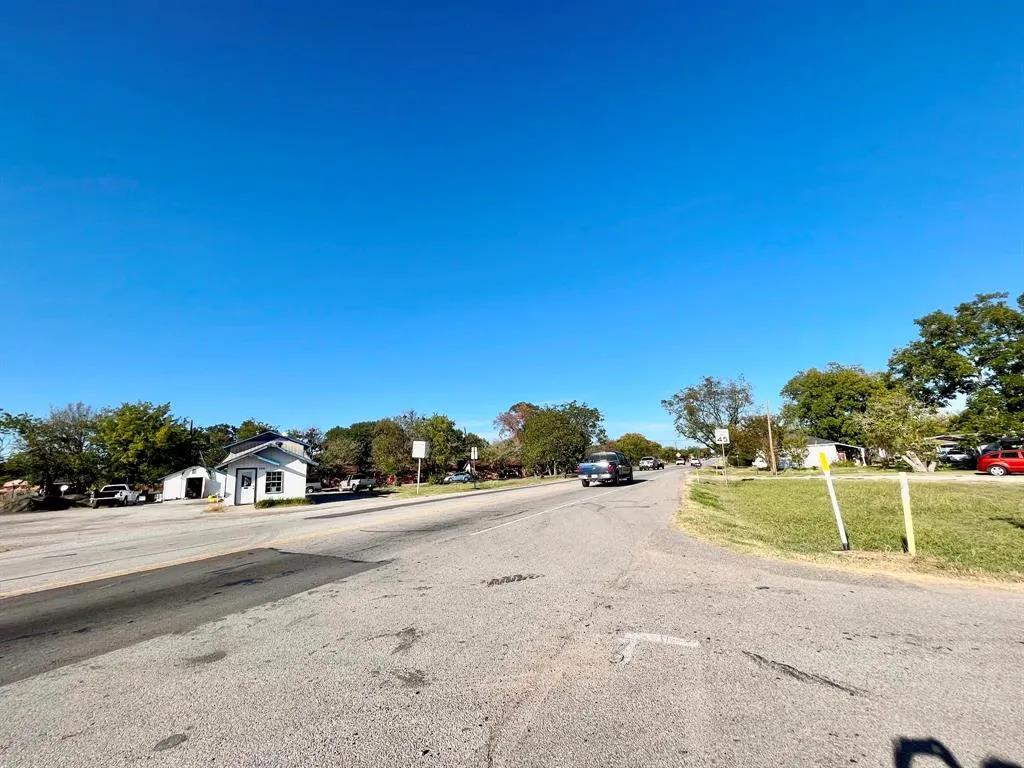 110 N Hwy 34 Street