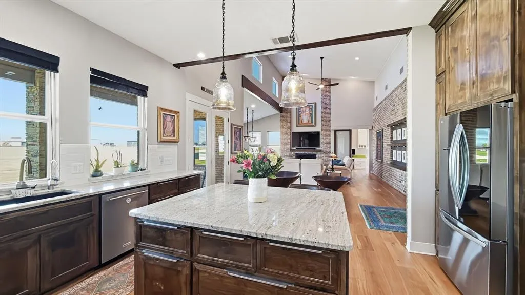 15659 Cessna Road