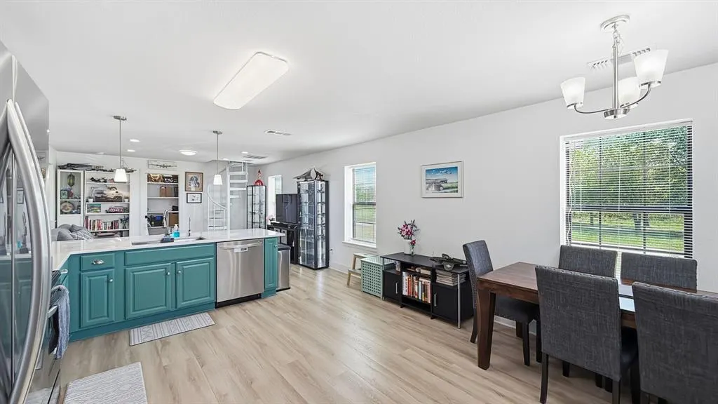 15659 Cessna Road