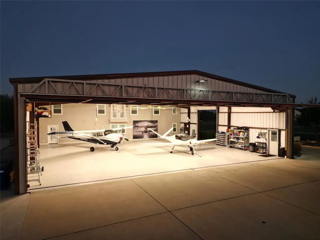 15659 Cessna Road