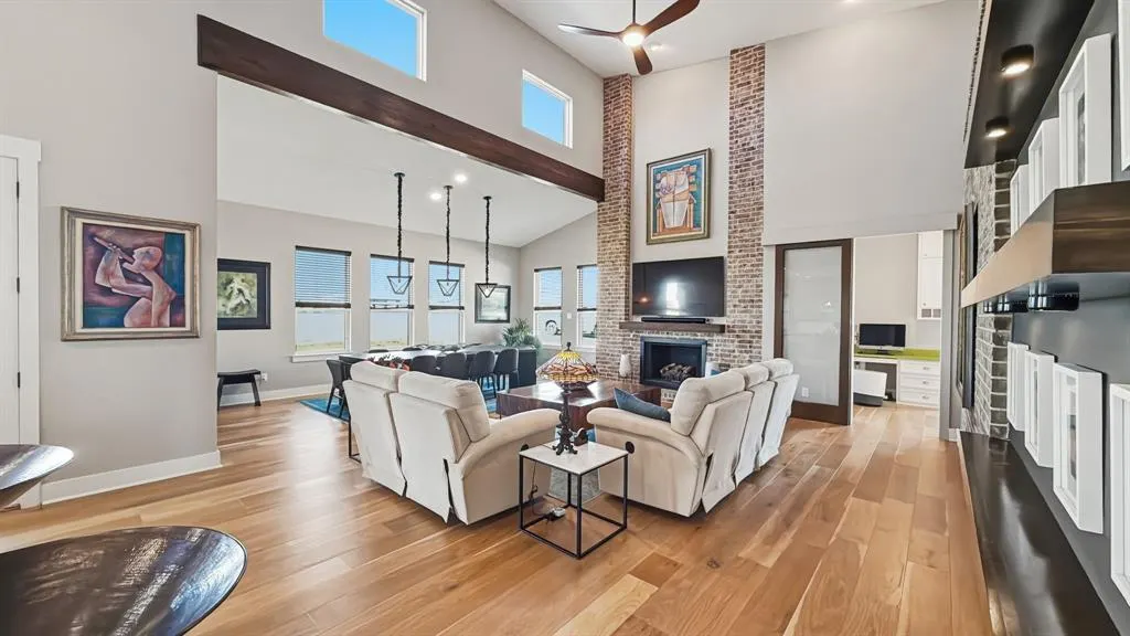 15659 Cessna Road
