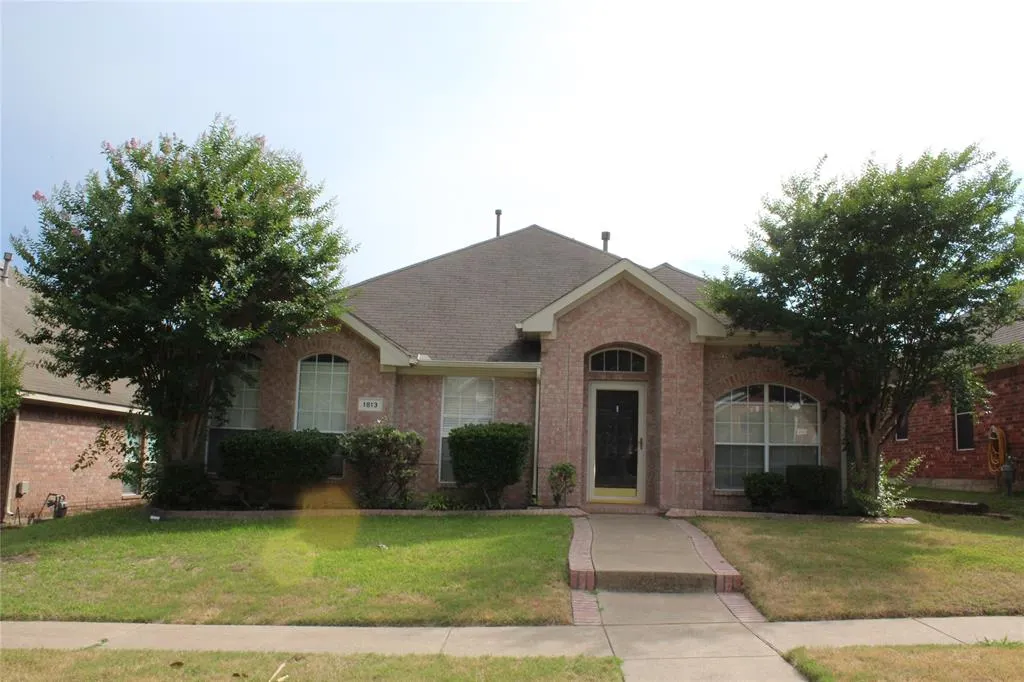 1813 Arbor Creek Drive