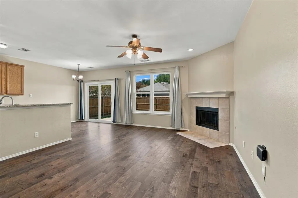 13121 Settlers Trail
