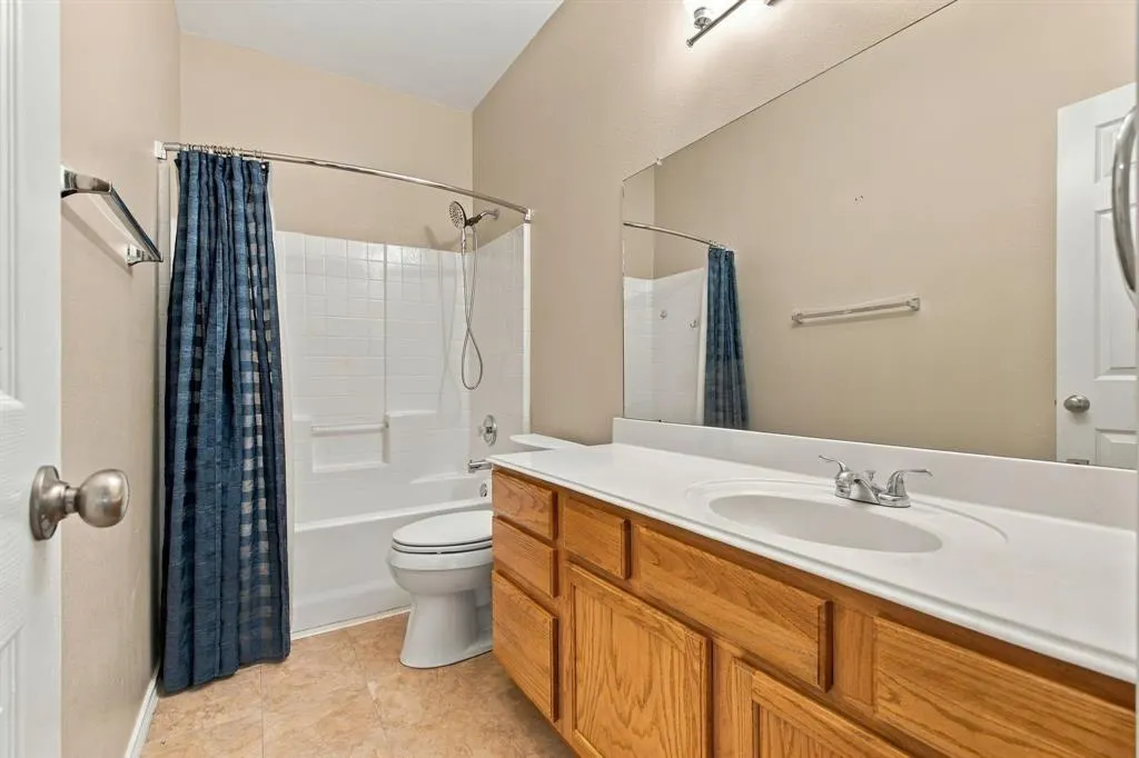 13121 Settlers Trail