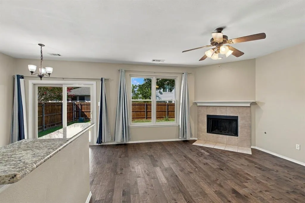 13121 Settlers Trail