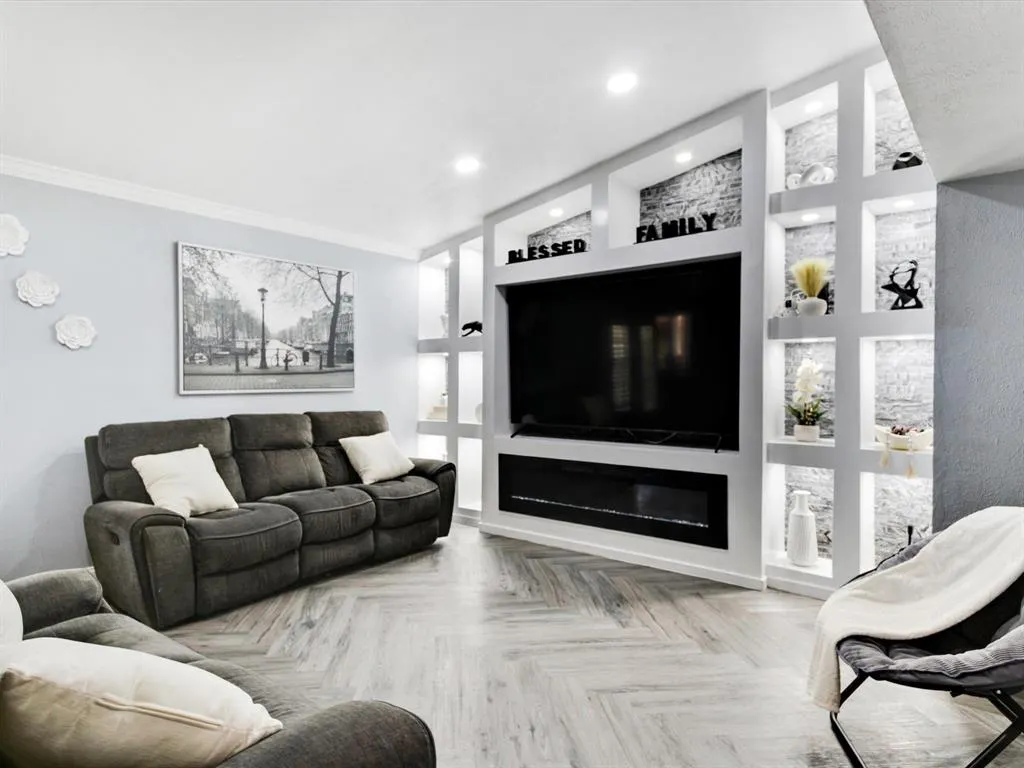 7232 Long Canyon Trail