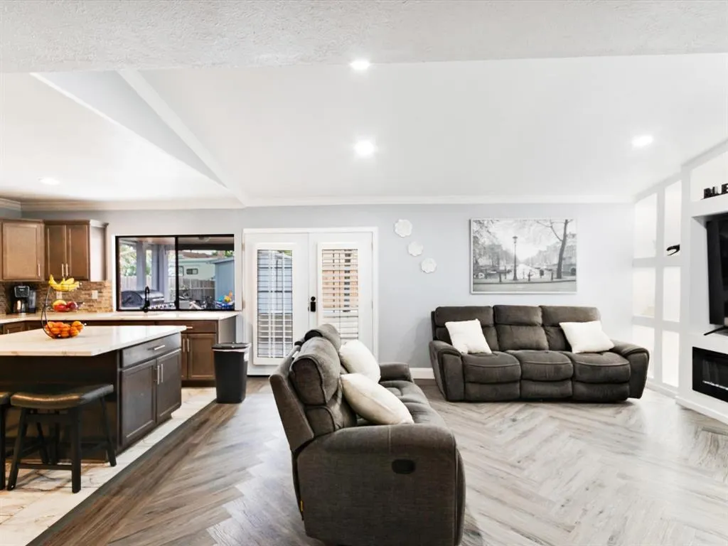 7232 Long Canyon Trail