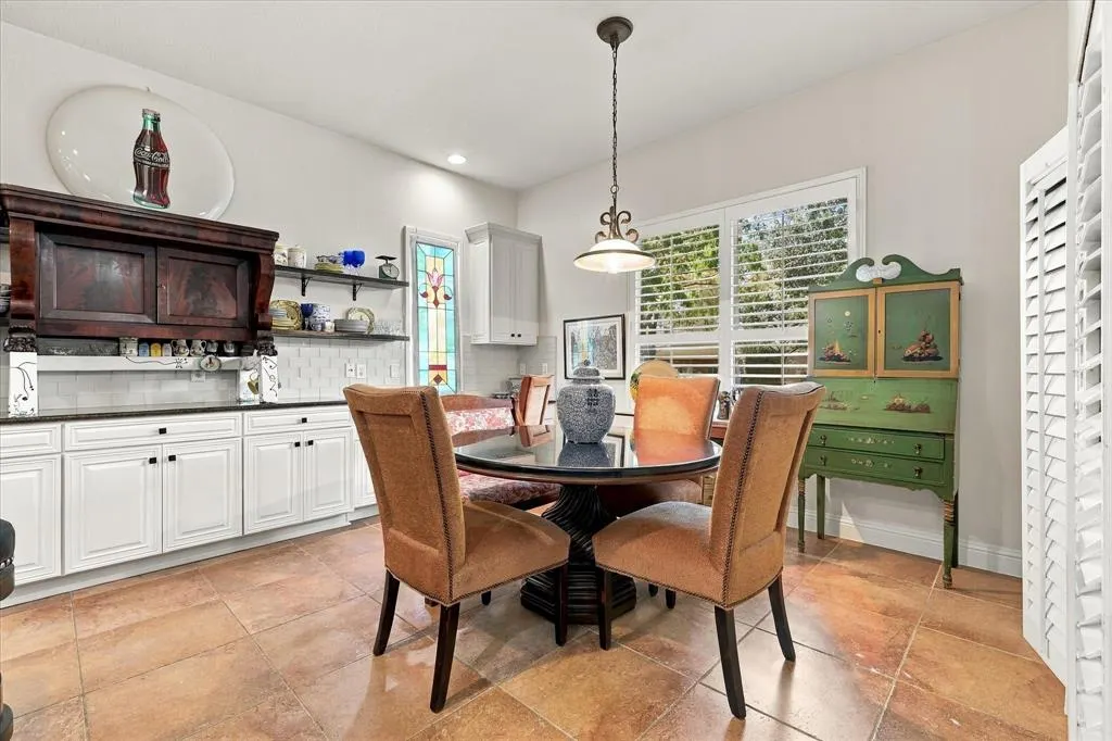 7165 Bay Hill Drive