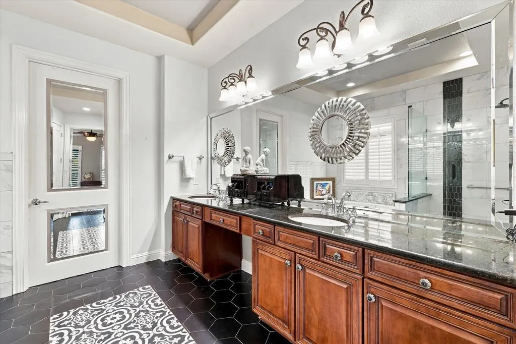 7165 Bay Hill Drive