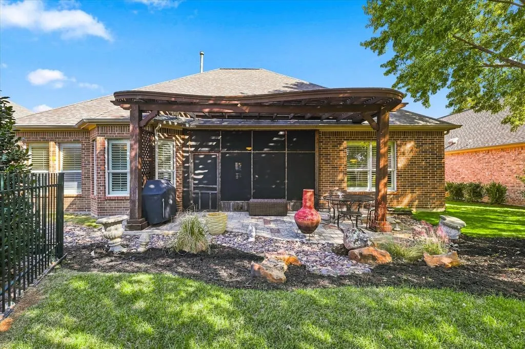 7165 Bay Hill Drive
