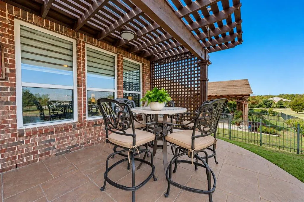 1880 Overwood Drive
