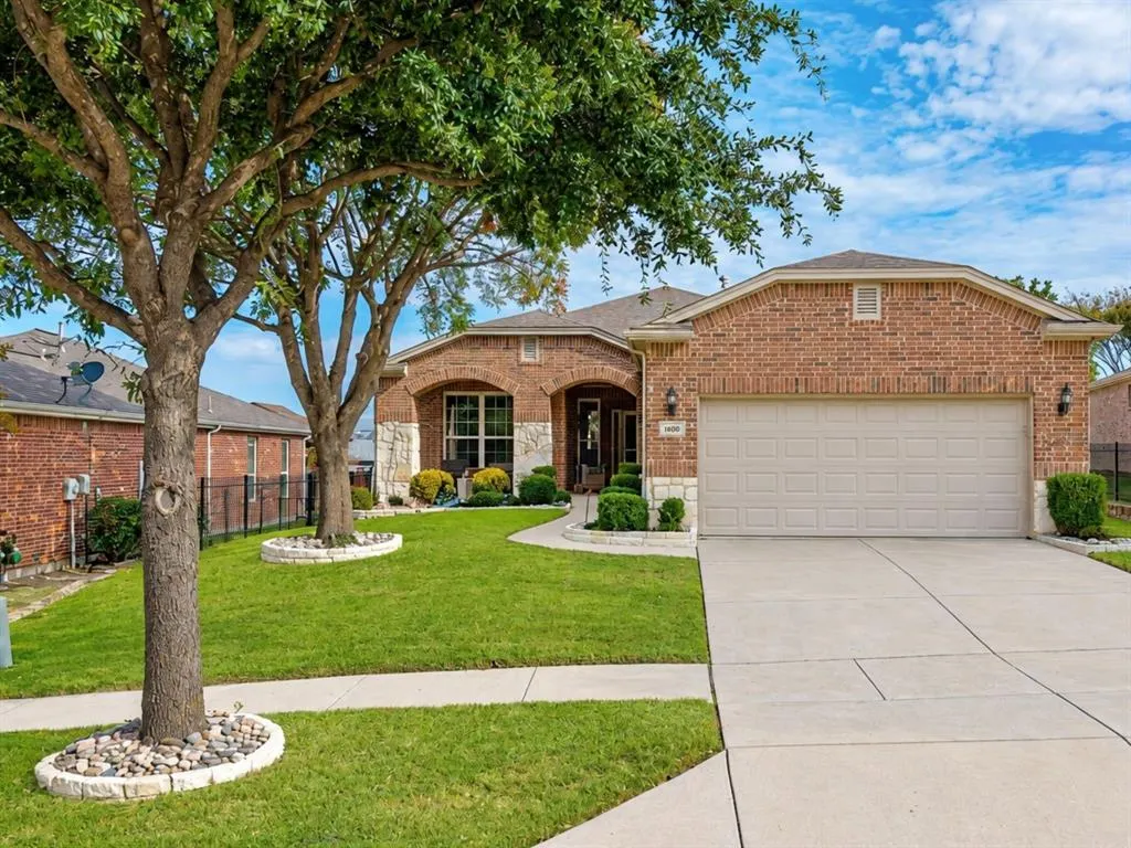 1880 Overwood Drive