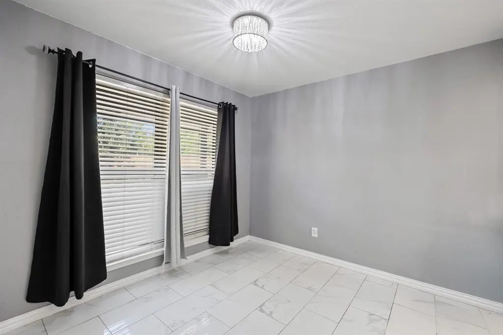 726 Danvers Lane