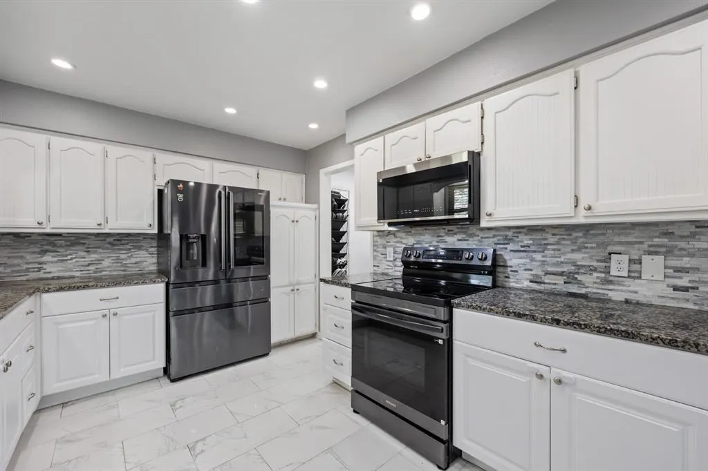 726 Danvers Lane