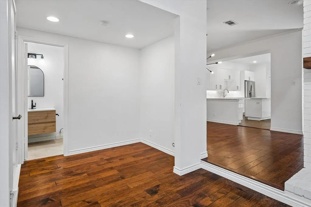 12446 Montego Plaza