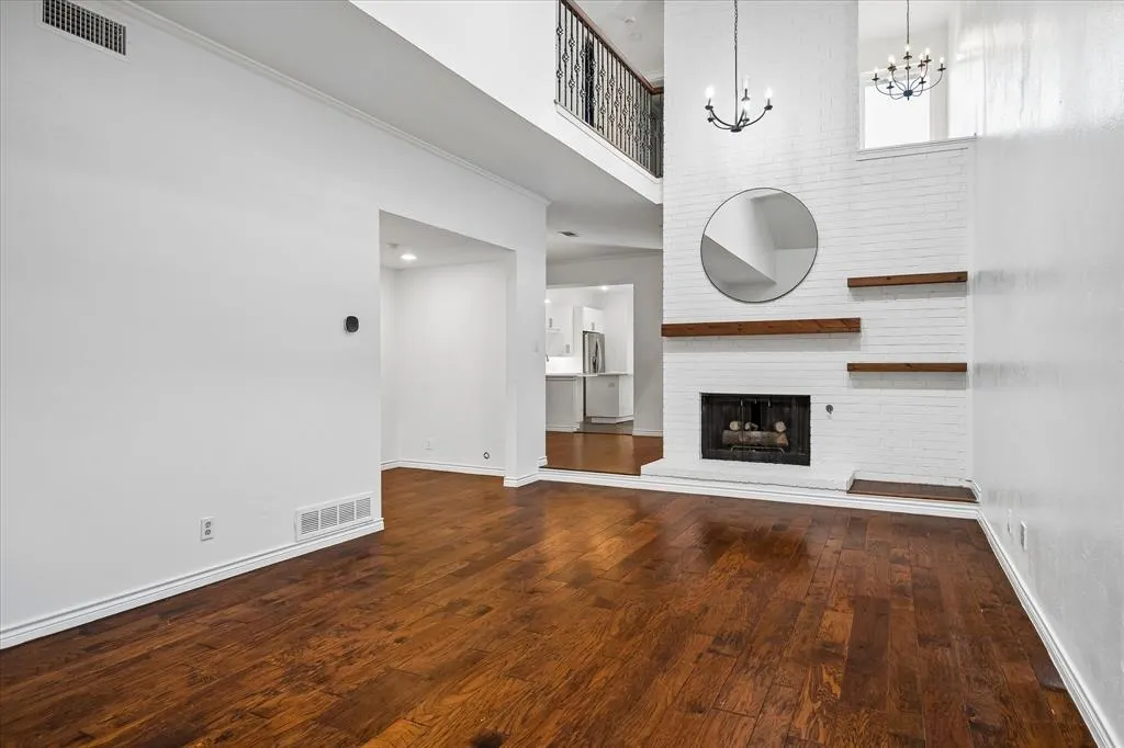 12446 Montego Plaza