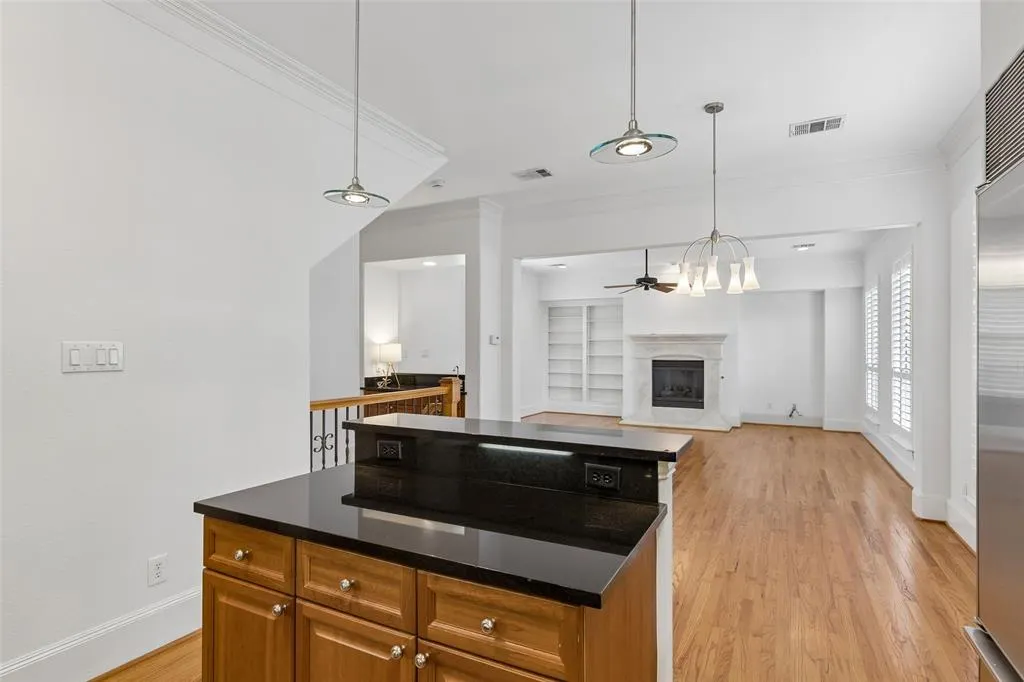 4330 Cole Avenue #F