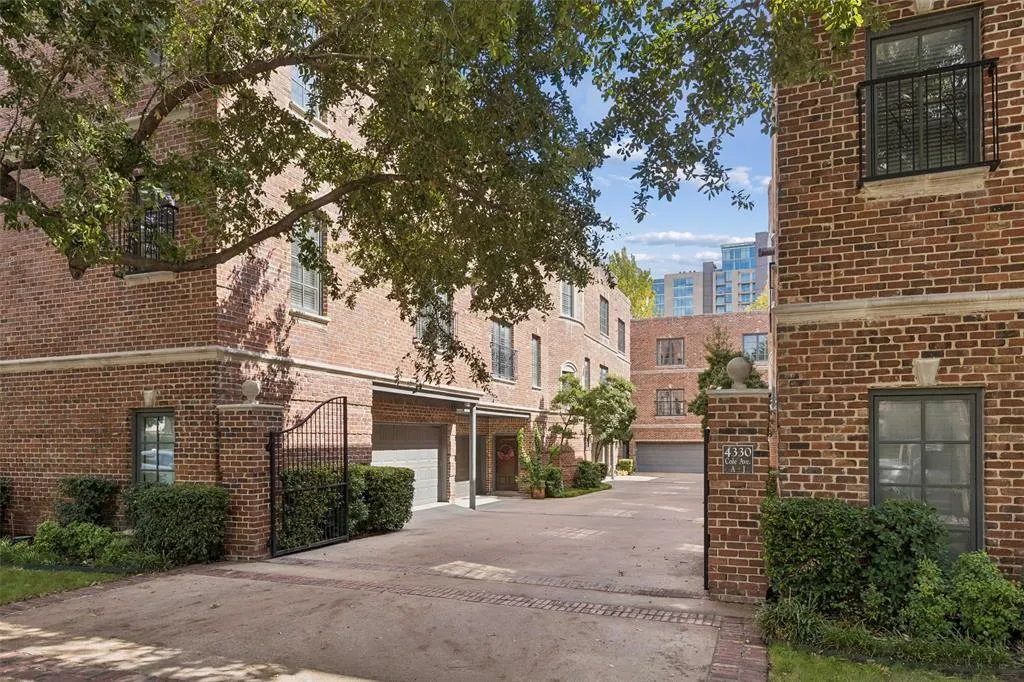 4330 Cole Avenue #F