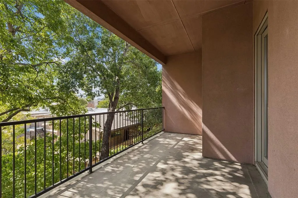 4330 Cole Avenue #F